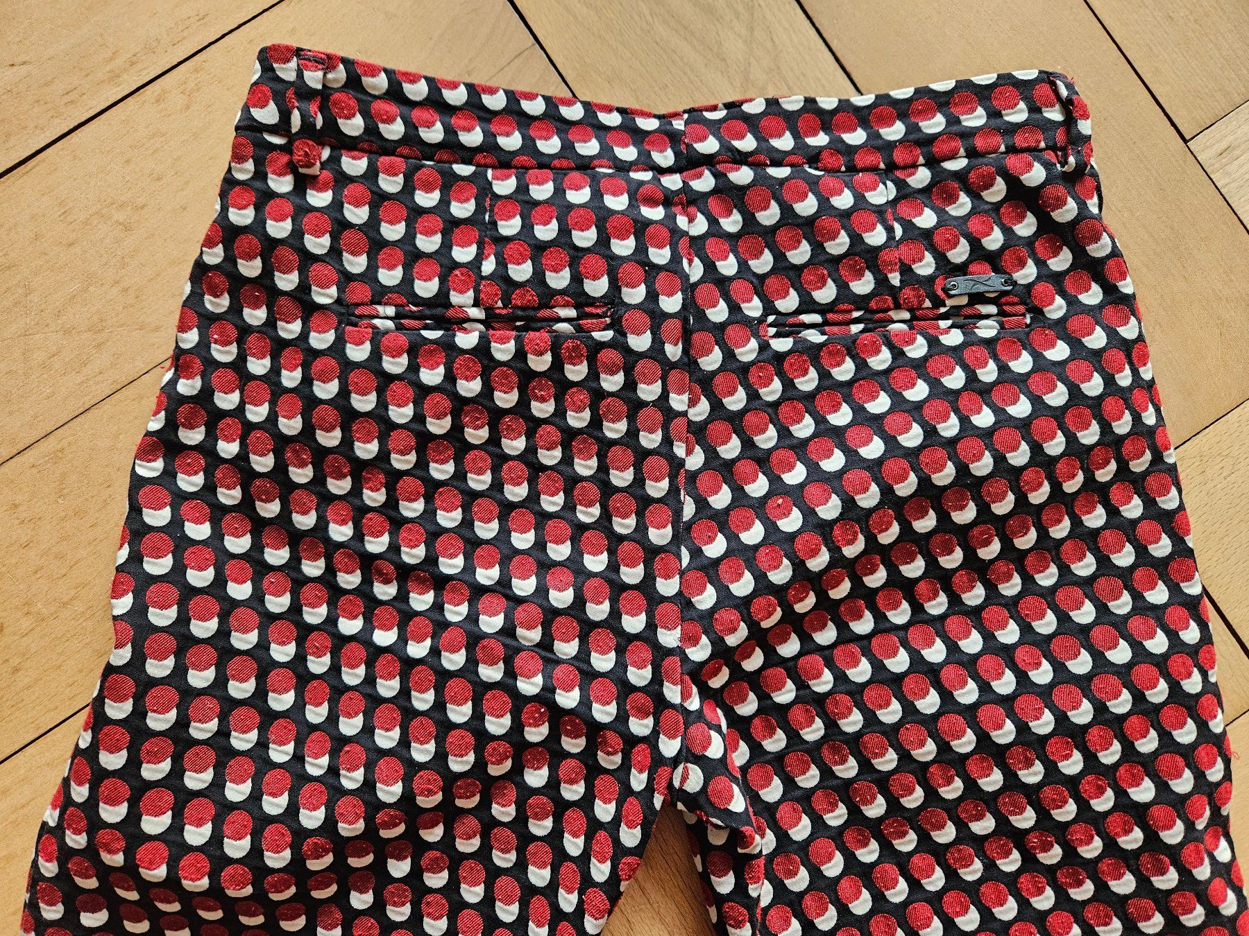Pantaloni: rassige Hosen – Nuovo (secondo la descrizione) da Zürich venduto da tschudin.barbara 2