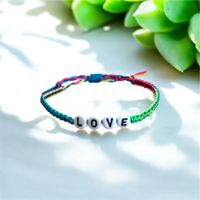 Armband LOVE in Regenbogenfarben - Neu Handmade