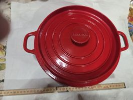 cocotte en fonte top très lourde pour le ragoût ou autre 