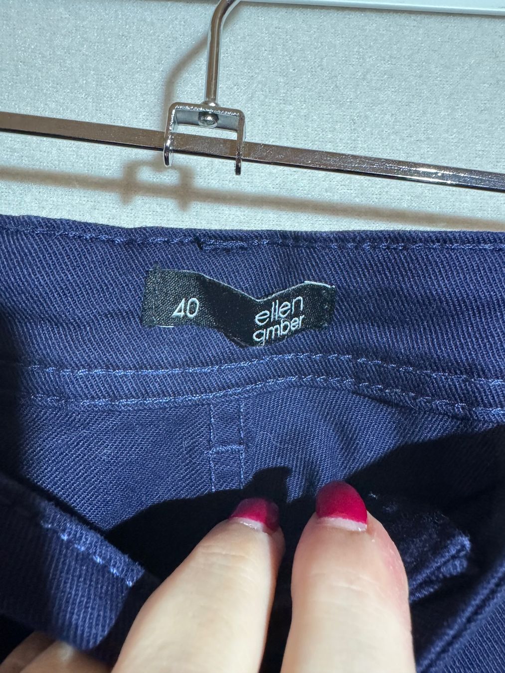 Ellen Amber Jeans: Dunkelblaue Ellen Amber Jeans Gr. 40 – Usato da Grosswangen venduto da SALE_SALE_SALE 1