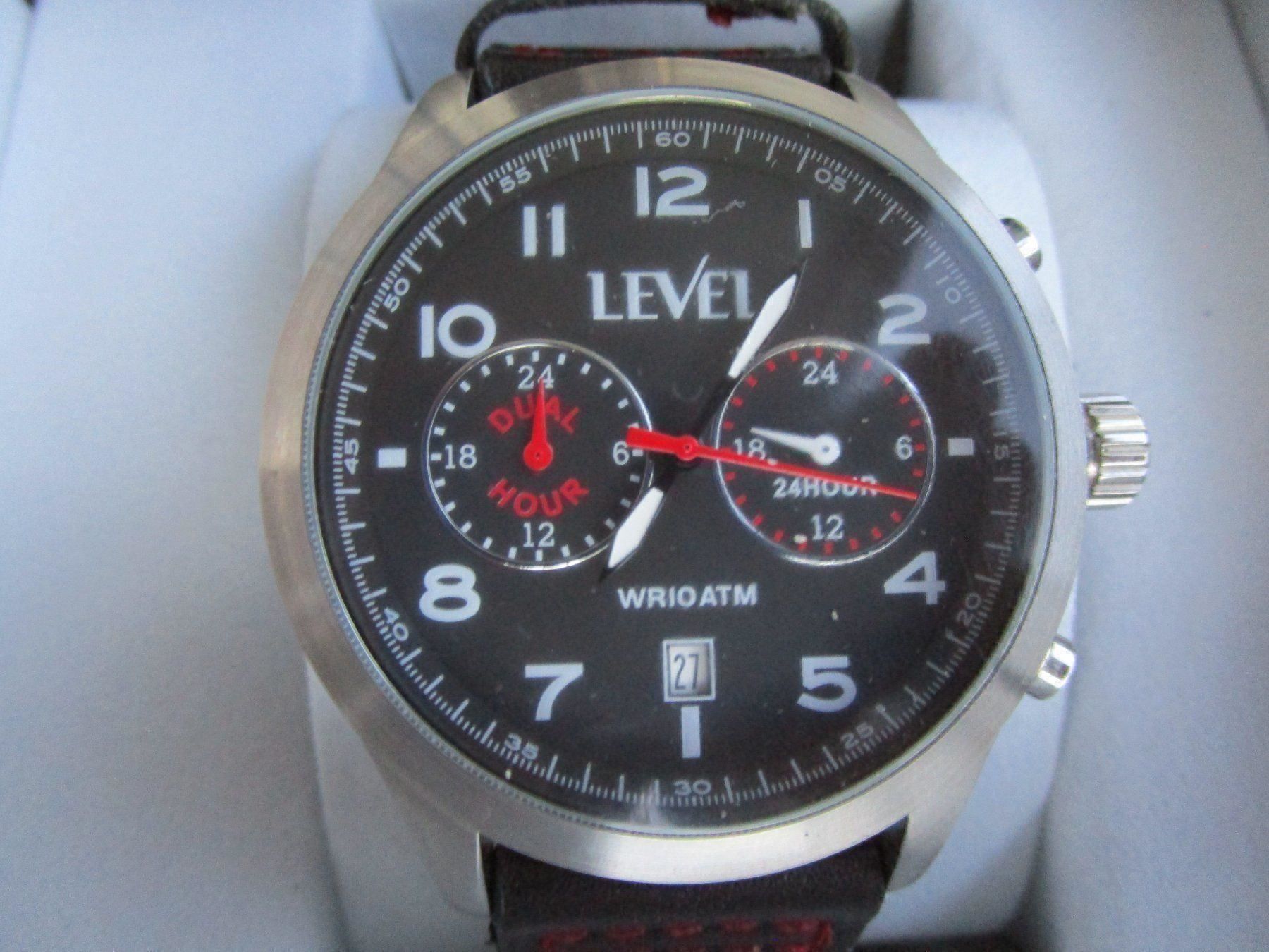 Orologi: Armbanduhr, LEVEL – Nuovo (secondo la descrizione) da Studen BE venduto da Paplo 2