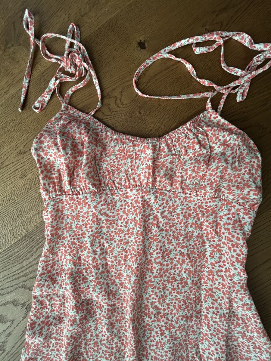Vestiti: Luftiges Kleid, Blumenmuster, orange – Usato da Bern venduto da rakuten73 1