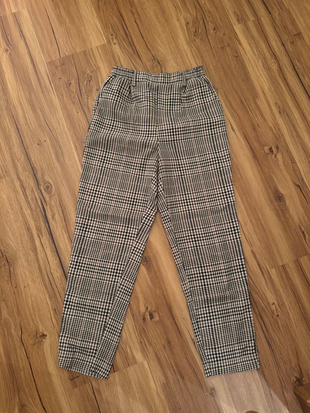 Pantaloni: Stoffhose / Hose / Kariert / Gr. 34 – Usato da Hünibach venduto da s.leptir