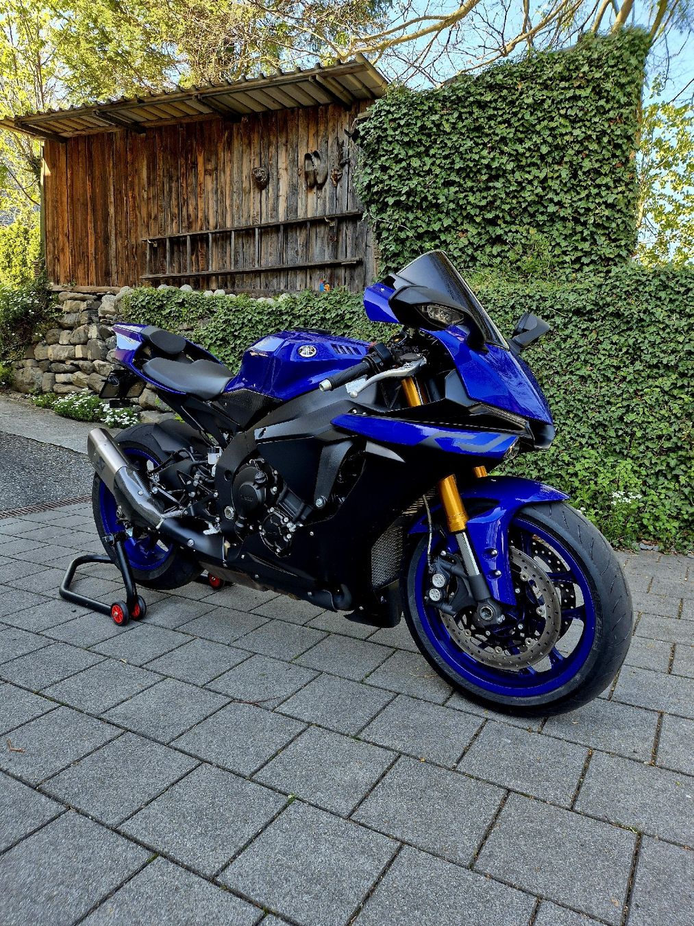 Yamaha Strada: Yamaha YZF R1 RN49 (2019) – Usato da Attinghausen venduto da Sgt_Saucheib