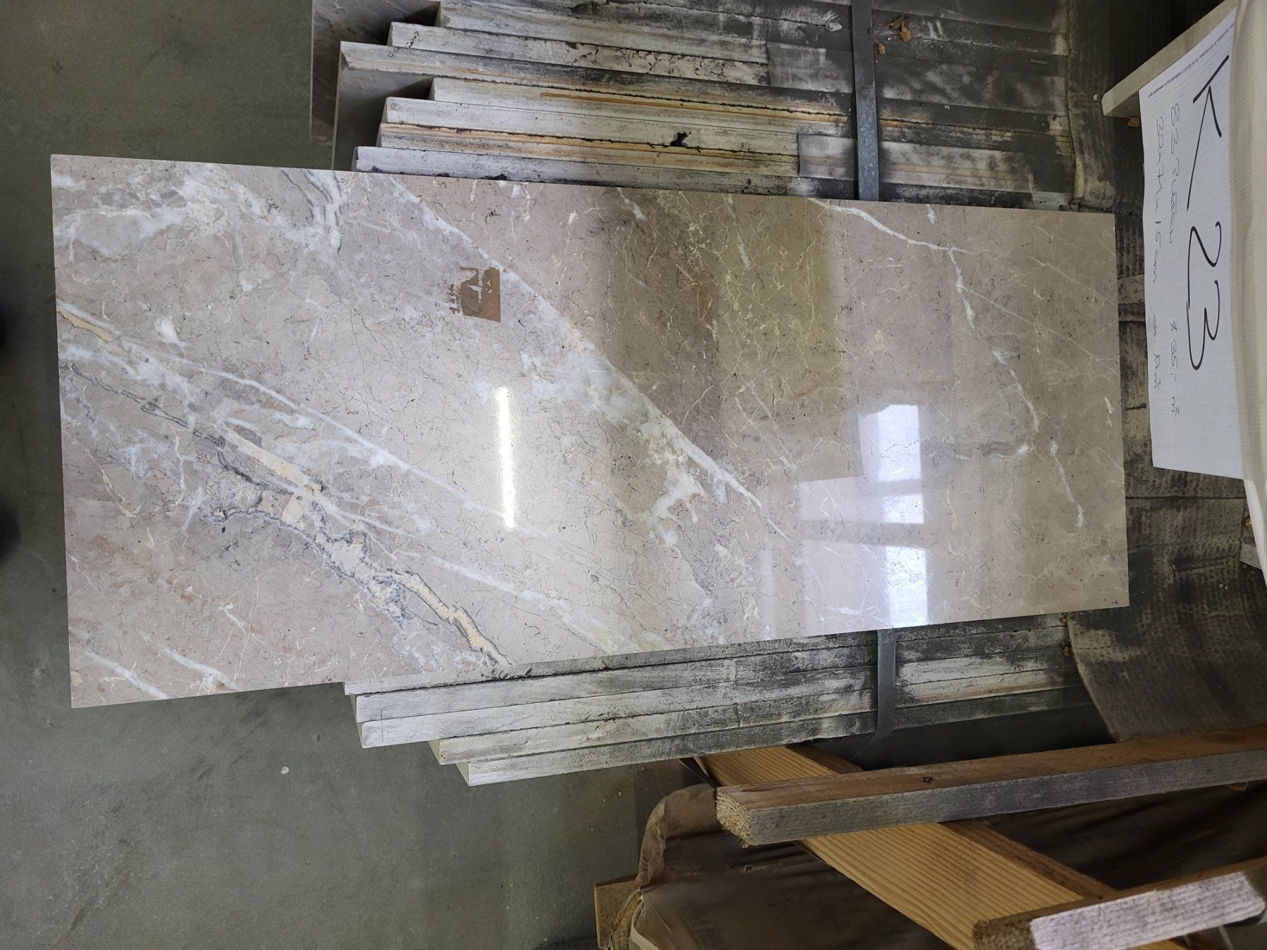 Rivestimenti per pavimenti: Noisette Fleury poliert 30x71 cm – Nuovo (secondo la descrizione) da Diessenhofen venduto da Osio 1