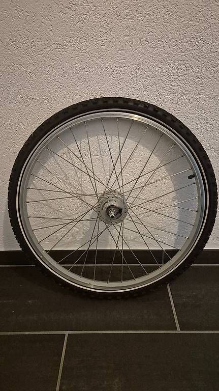 Shimano Pneumatici & Ruote complete: Nabendynamo 24 Zoll – Usato da Sins venduto da Nimo5