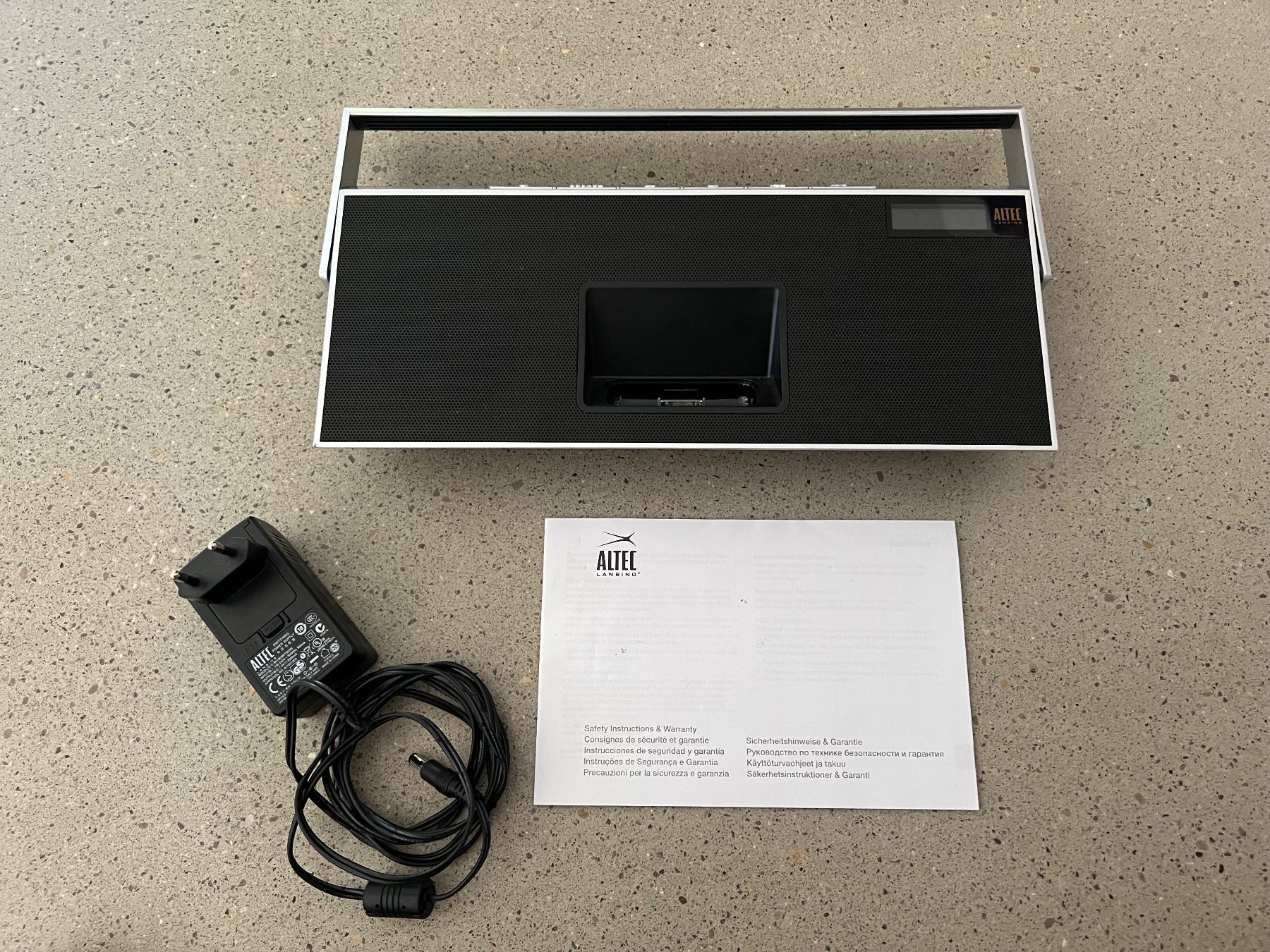 Systèmes audio & multimédias: Altec Lansing inMotion Classic iMT620 – D'occasion à Beinwil am See par isole 3
