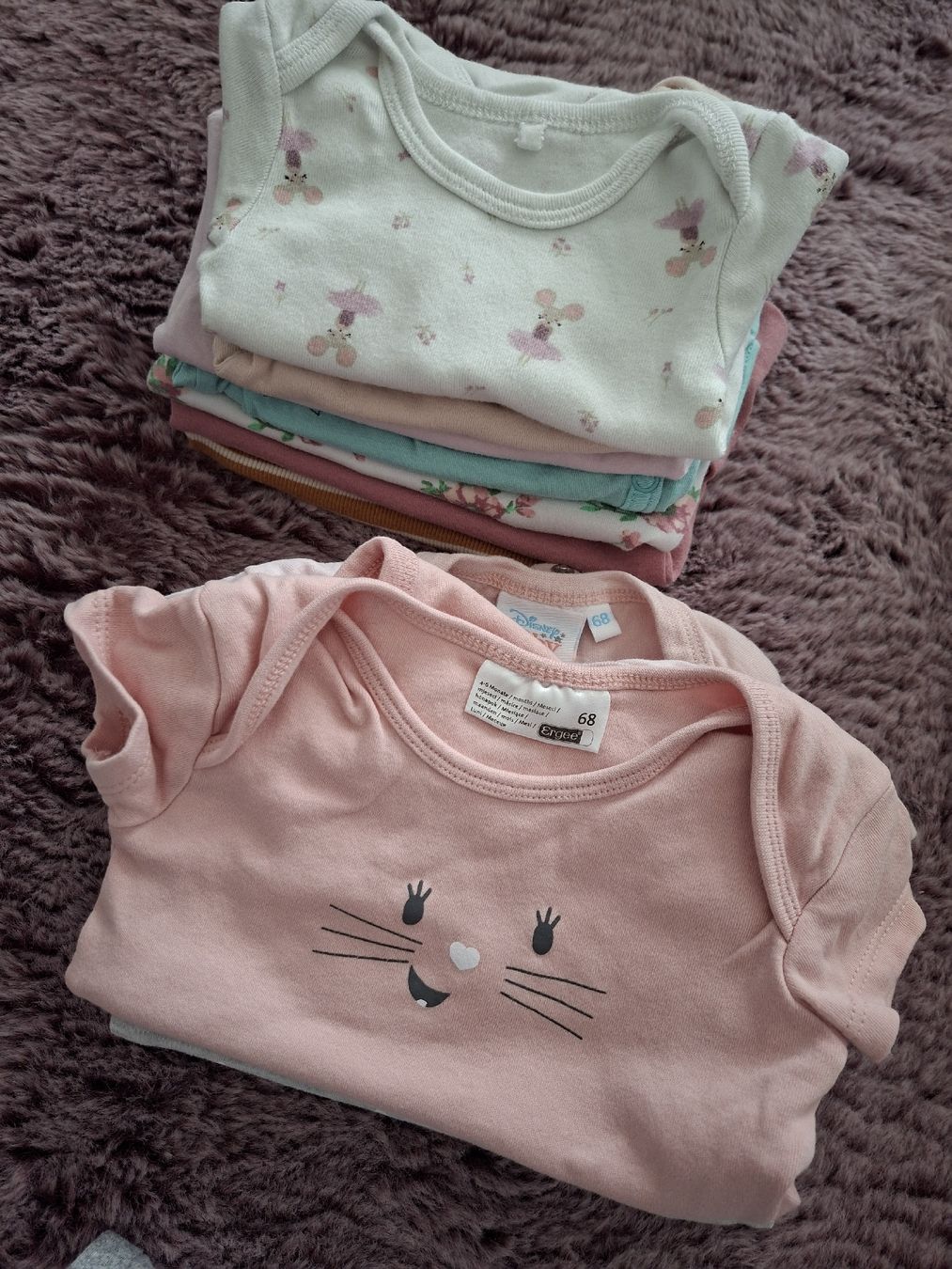 Lotti & Set di vestiti: Baby-Bodys Grösse 68, 14 Stk. – Usato da Winterthur venduto da Ausmisten2026