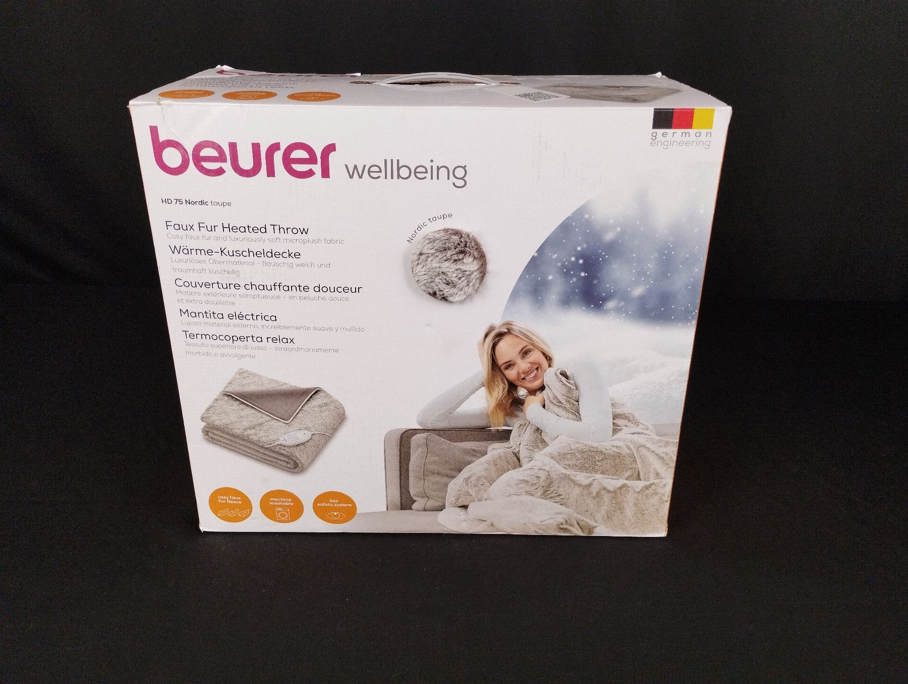 Coperte: BEURER Wärme-Kuscheldecke – Usato da Schübelbach venduto da Restwert_Schubelbach