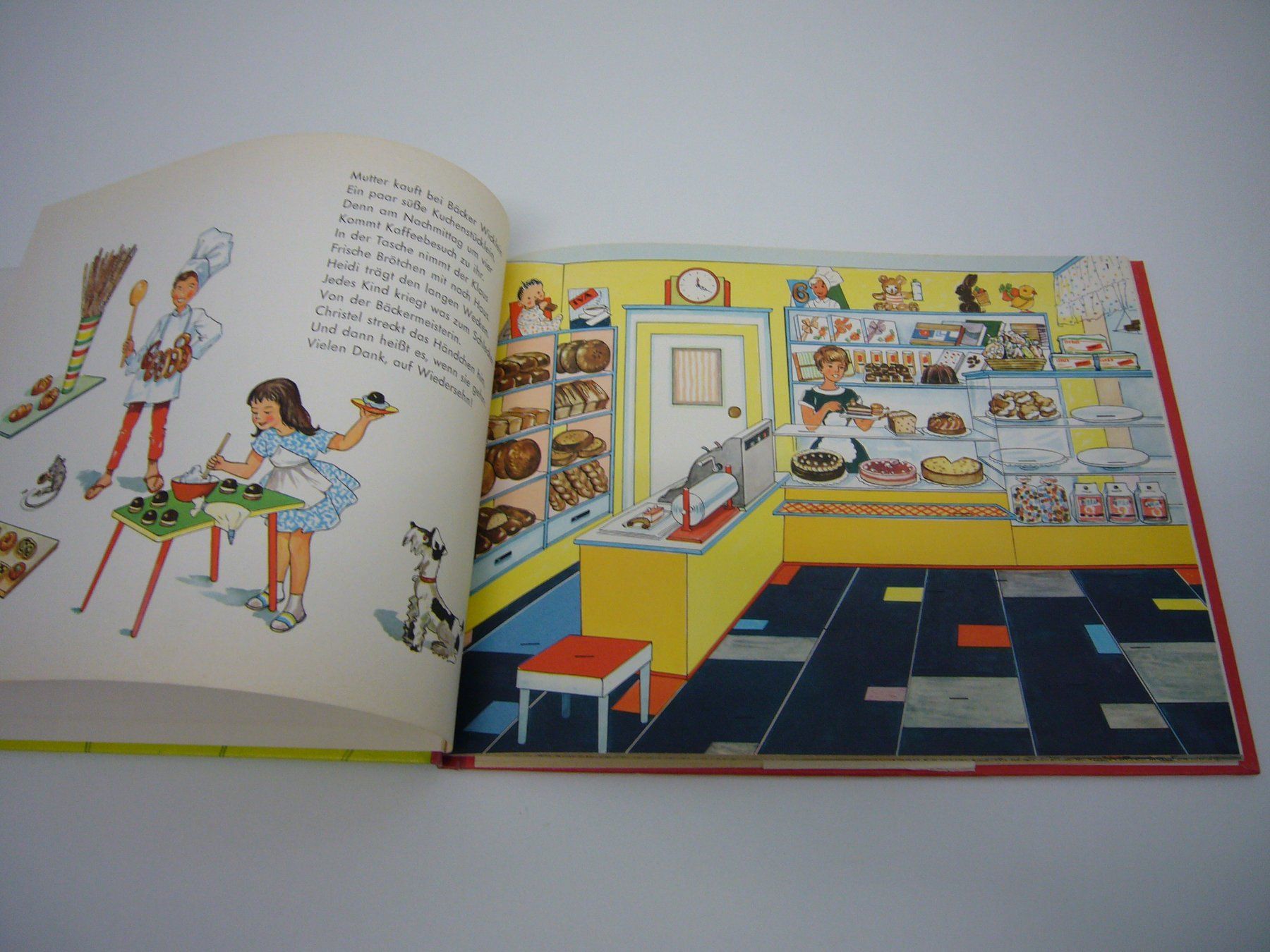 Libri: Antikes Kinderbuch "Wir kaufen ein", Lotte Oldenburg, 50er – Nuovo (secondo la descrizione) da Affoltern am Albis venduto da Stationeleven 1