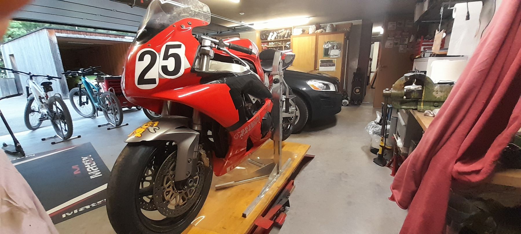 Honda Autres: Honda CBR 900 – D'occasion à Jenaz par Andida 3