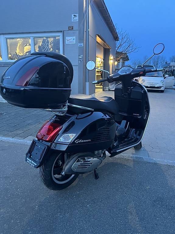 Piaggio Scooter: Piaggio Vespa GTS 300 – Usato da Hefenhofen venduto da Garage_Barone 3