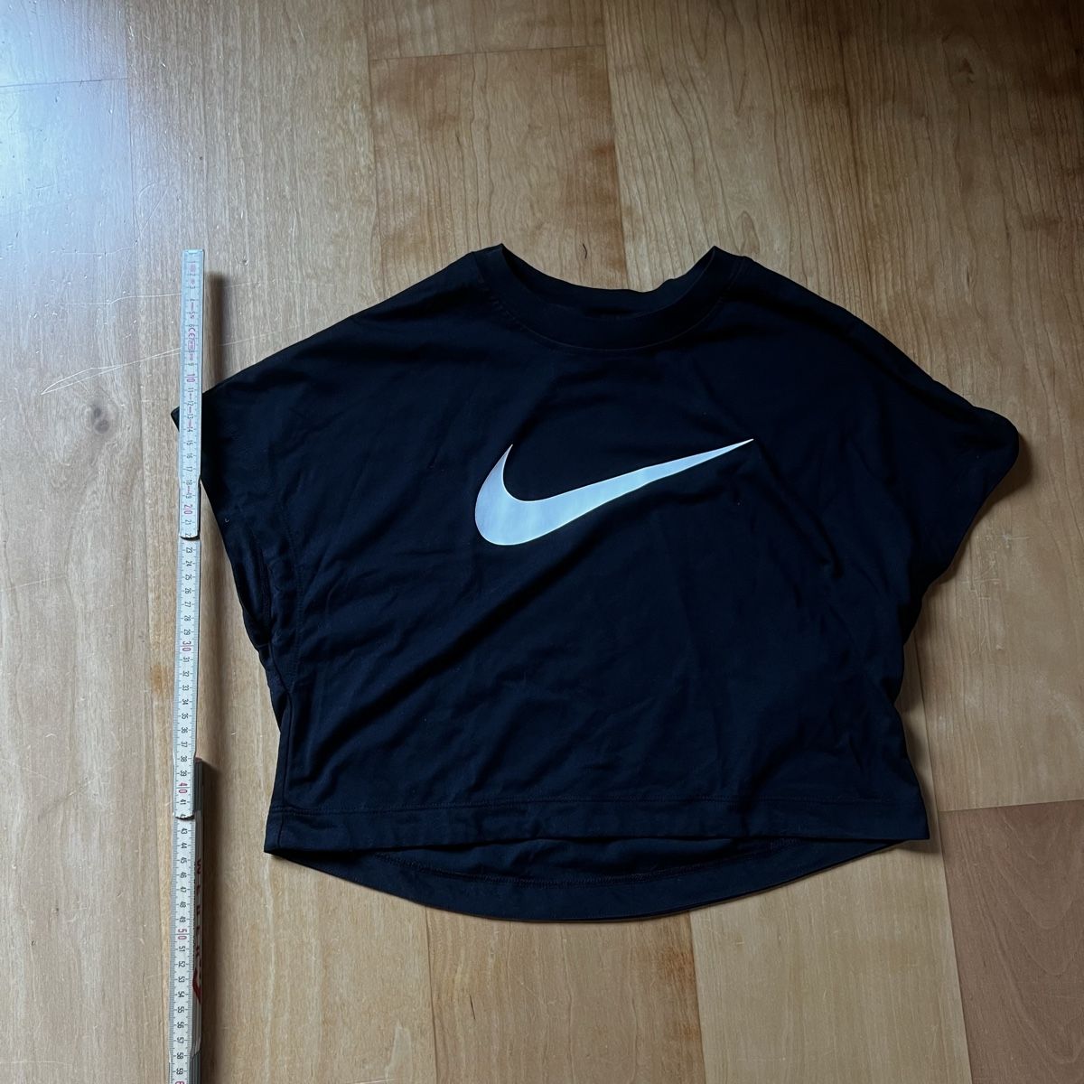 Nike Blouses, T-shirts & Tops: Schwarzes Nike Sport-Shirt – Neuf (Voir description) à Chur par noe_mh8b