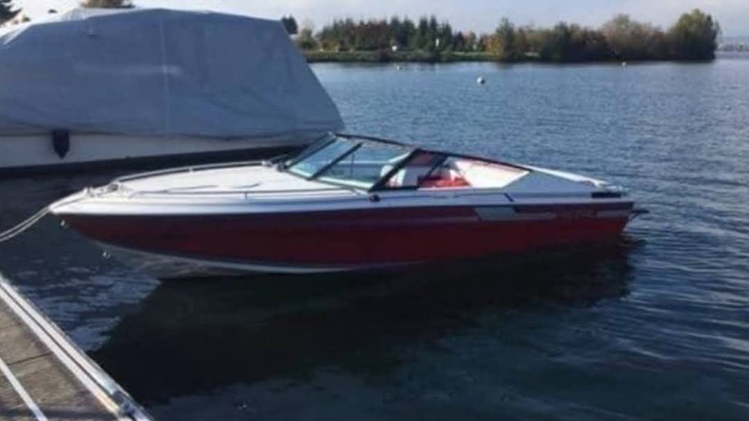 Regal Barche: Motorboot Regal Medallion 185 3.0 – Usato da Regensdorf venduto da Mischa88 1