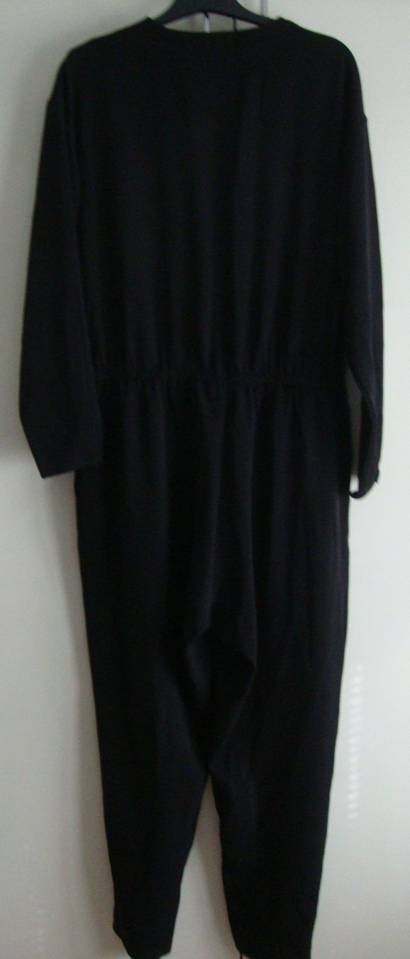 H&M Jumpsuits: Schwarzer, neuer Jumpsuit H & M, Grösse 44 – Neu (gemäss Beschreibung) aus St. Margarethen TG von Mapy1 1