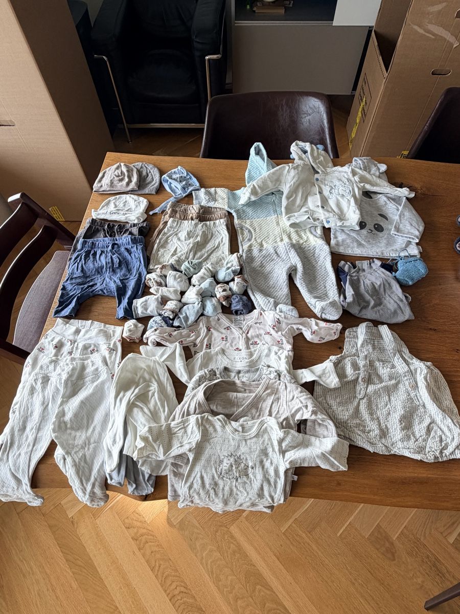 Lotti & Set di vestiti: Kleiderpaket Junge 1-3M – Usato da Meilen venduto da ana_nln9
