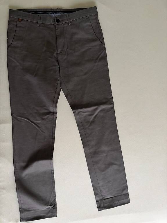 Pantalons: Zara Man Gr. 42 – D'occasion à Cham par selinjoe