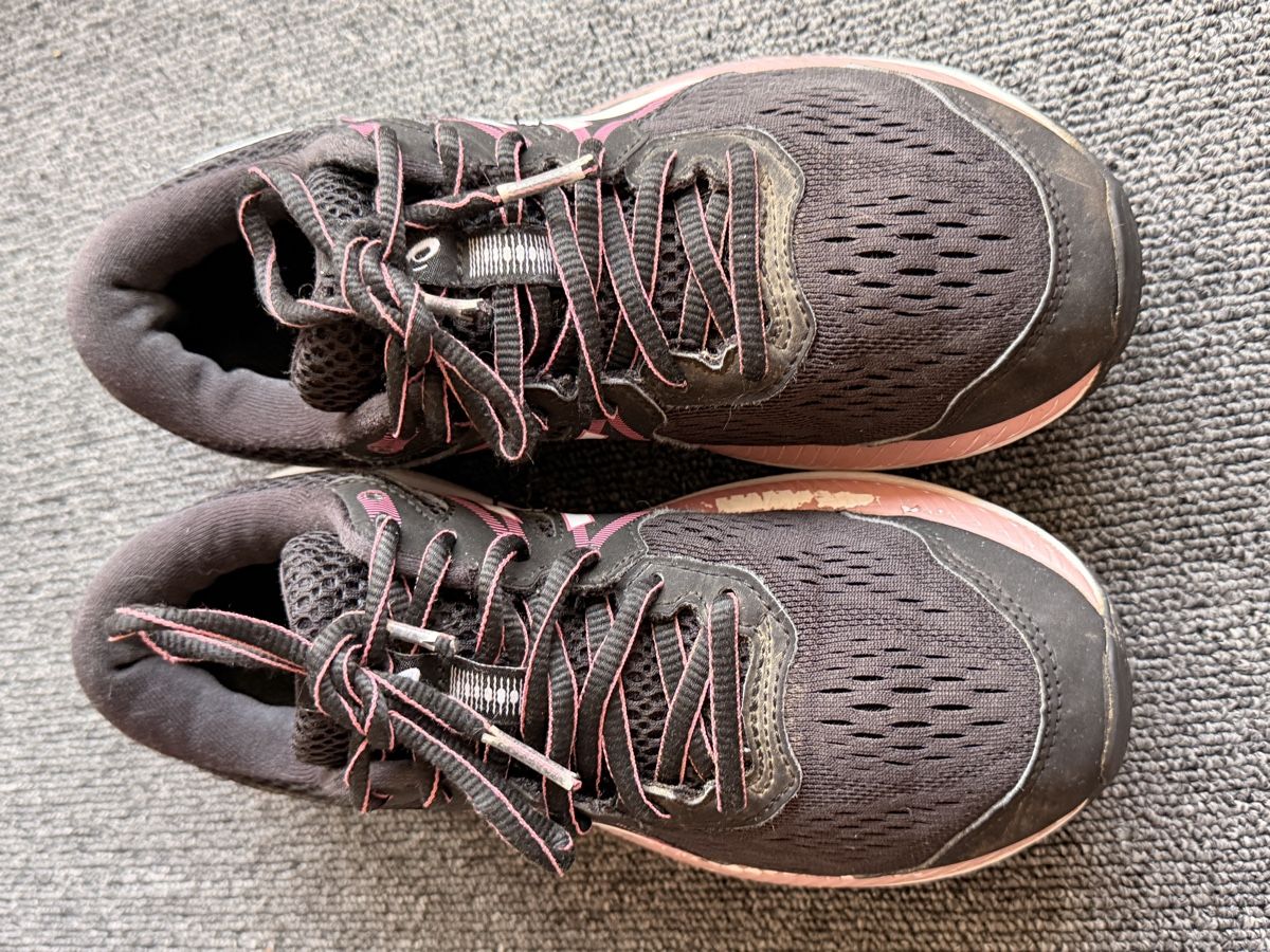 Asics Scarpe da uomo: Asics Gel-Windhawk 4, Taille 36  – Usato da Bulle venduto da LeMoleson 1