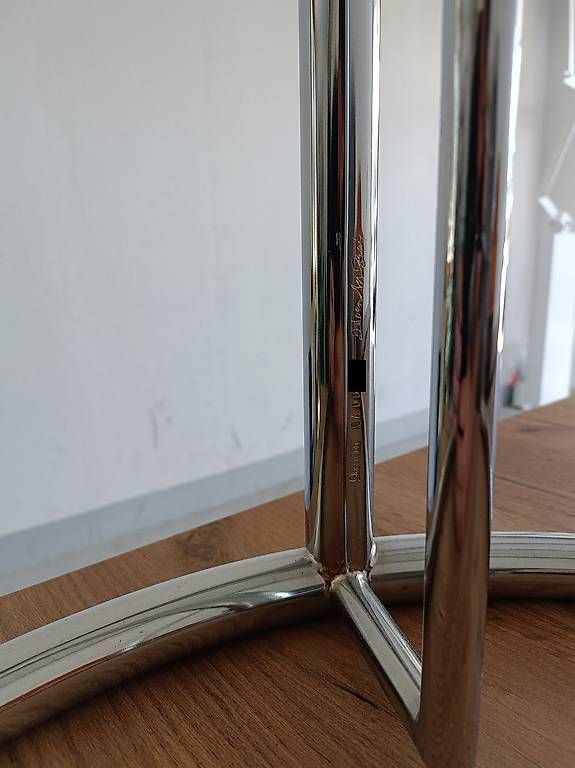 Tavoli: Original ClassiCon Adjustable Table E 1027 (Eileen Gray) – Usato da Riniken venduto da 7ch_bx5j 2