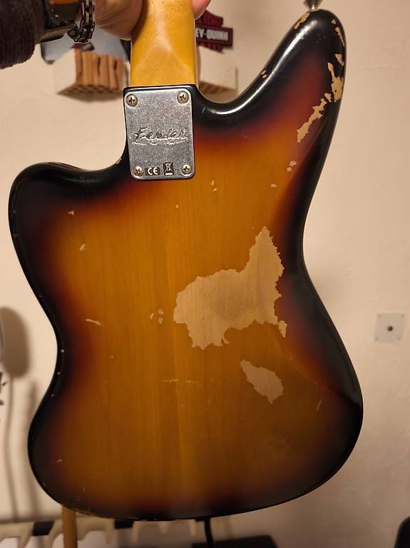 Strumenti musicali: Fender Jaguar Kurt Cobain Road Worn 2011 – Usato da Faoug venduto da Amur1969 2