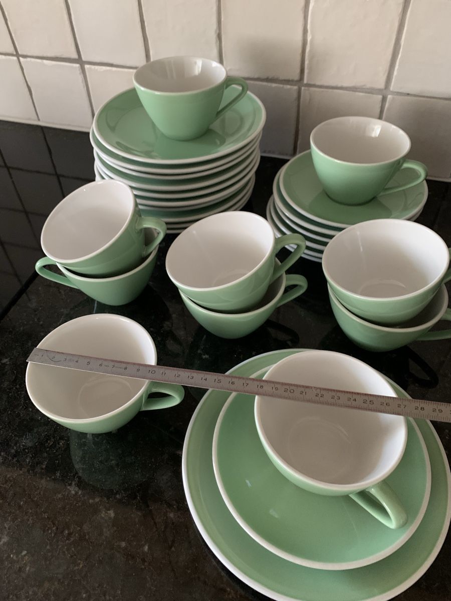 Rössler Set di piatti: Vintage Rössler Geschirr, 32 tlg. – Usato da Egg b. Zürich venduto da ohtannenbaum 2