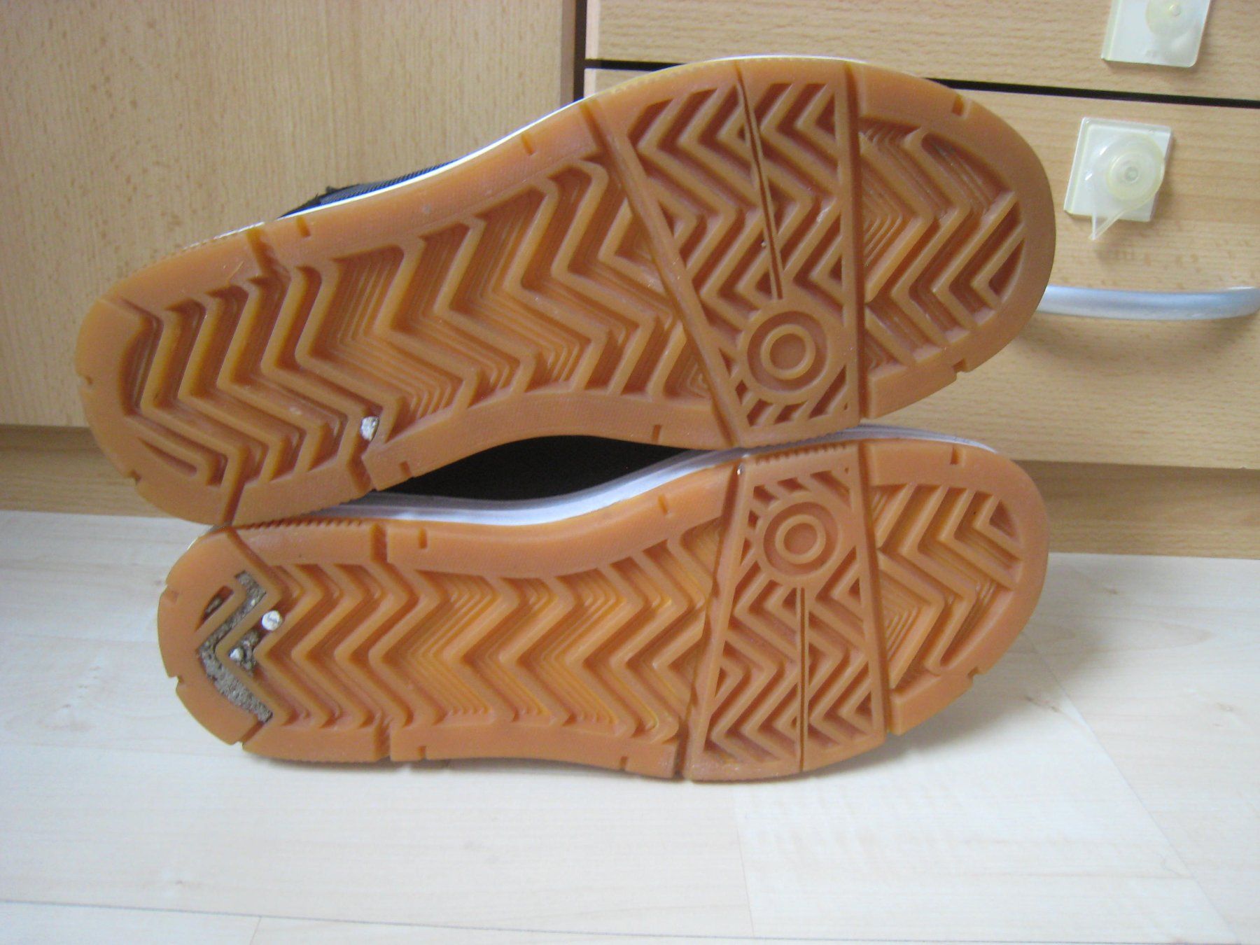 Scarpe da uomo: PARK Authority P/A  Schuhe  Sneaker  Gr. 39.5 – Usato da Dättlikon venduto da Mamakuga 6