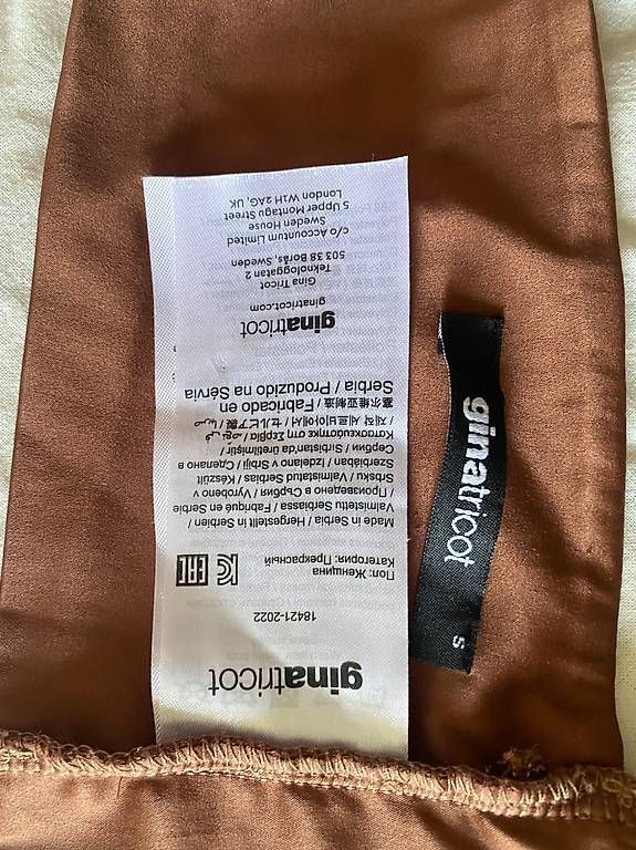 Tops: Kupferbraunes Haltertop – Neuf avec emballage d'origine à Zürich par iri_cyr9 2