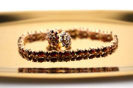 Goldschmuckset 14K Granat Steinen