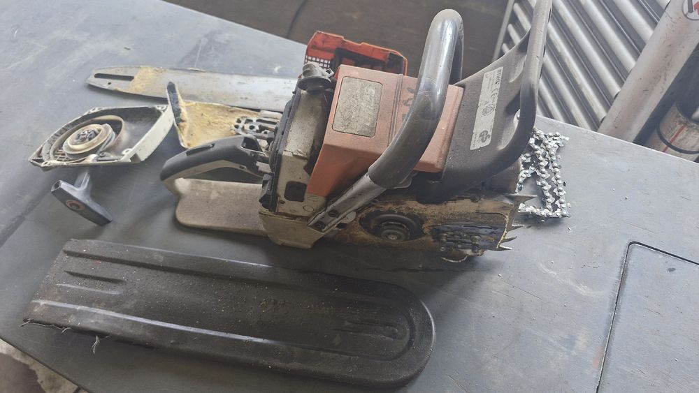Stihl Motorsäge 044 zum Ersatzteile oder Revidieren Kaufen auf Ricardo