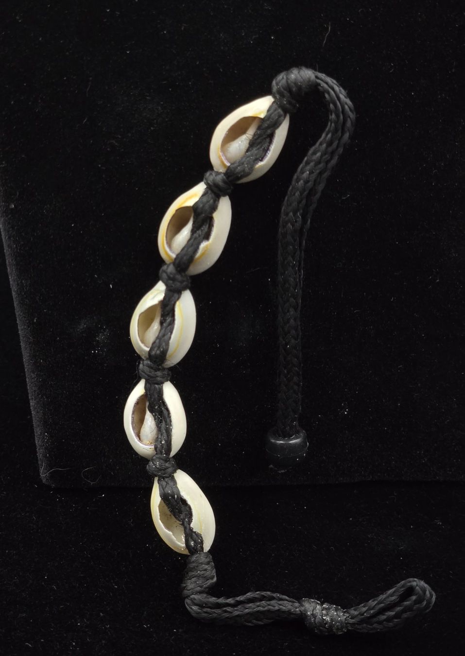 Armbänder & -reifen: Armband mit Muscheln – Gebraucht aus Rorschacherberg von snOOpydOg11 3