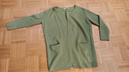 Frühlingshafter Cardigan / Blazer, 50% Merino