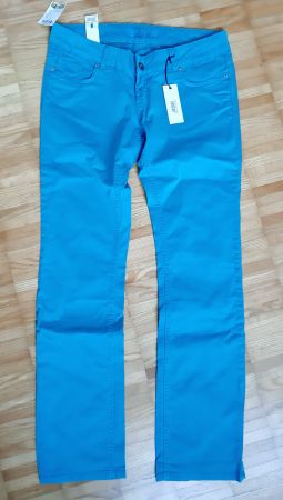 Sommerhose Gr 30/32 NEU!