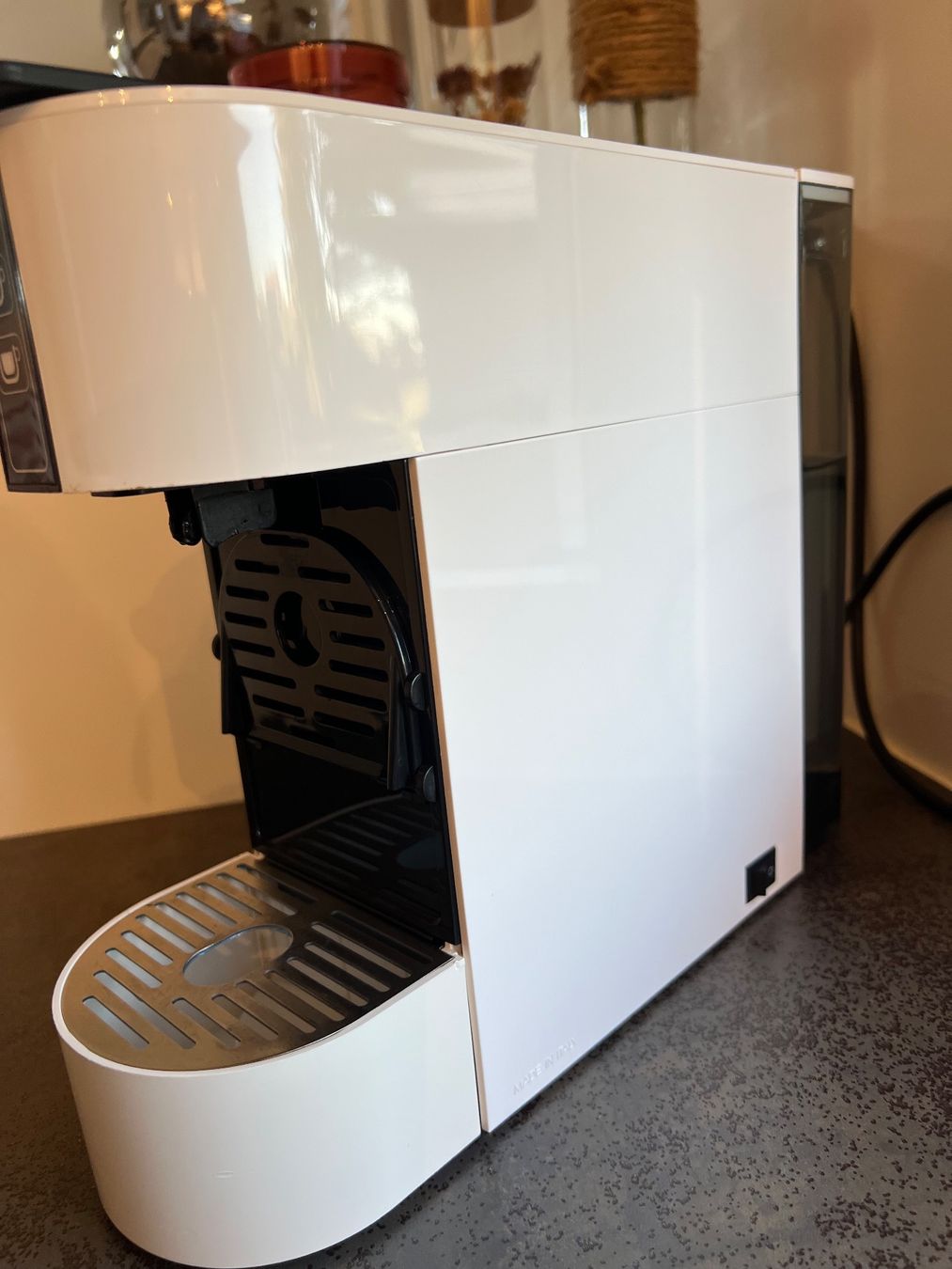 Macchine per caffè & Macchine per espresso: Beanarella Kapselmaschine weiss – Usato da Gümligen venduto da Dinou 2
