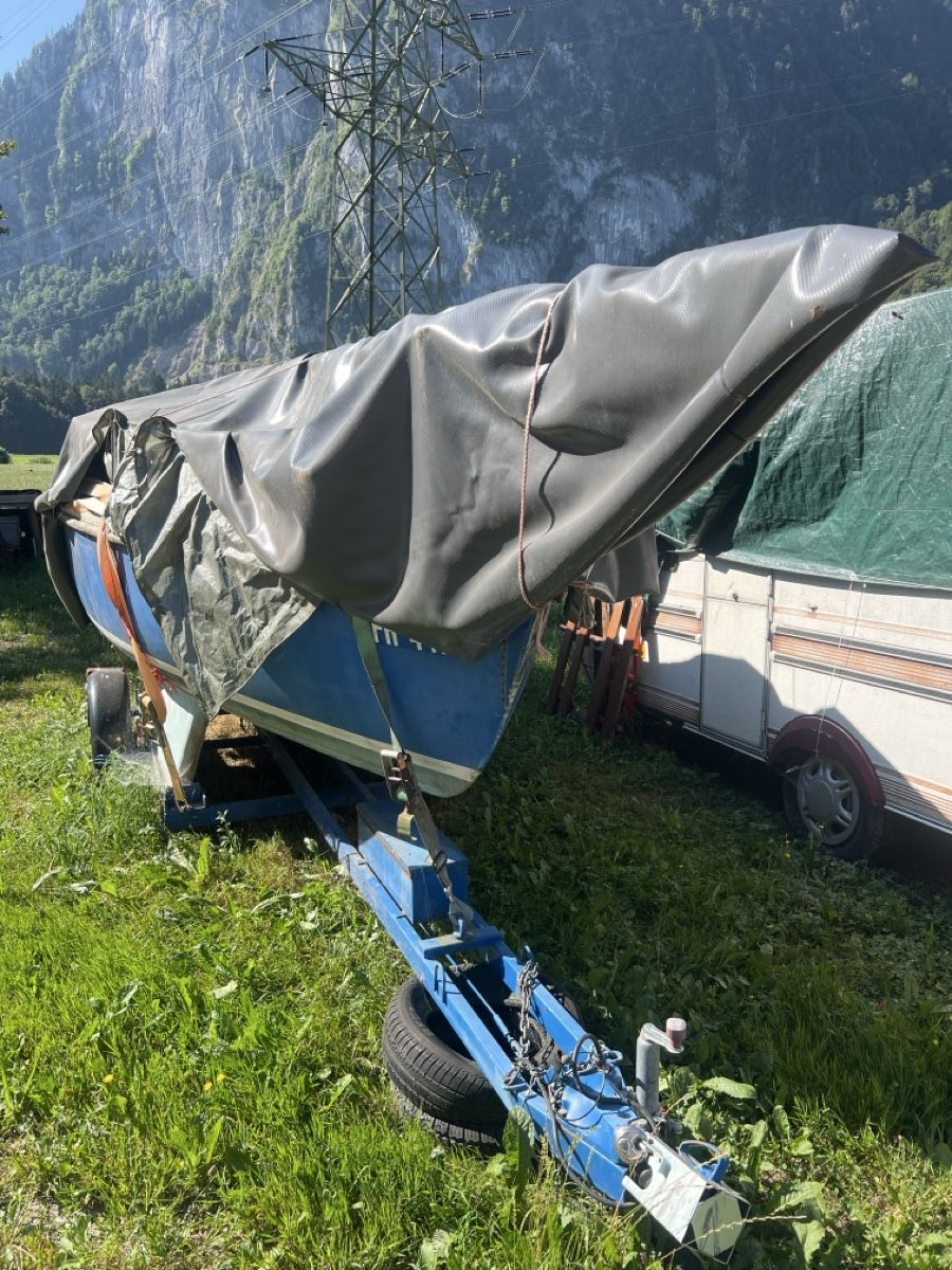 Anhänger: Bootstrailer mi Segelboot  – Gebraucht aus Spiegel b. Bern von Vimoo