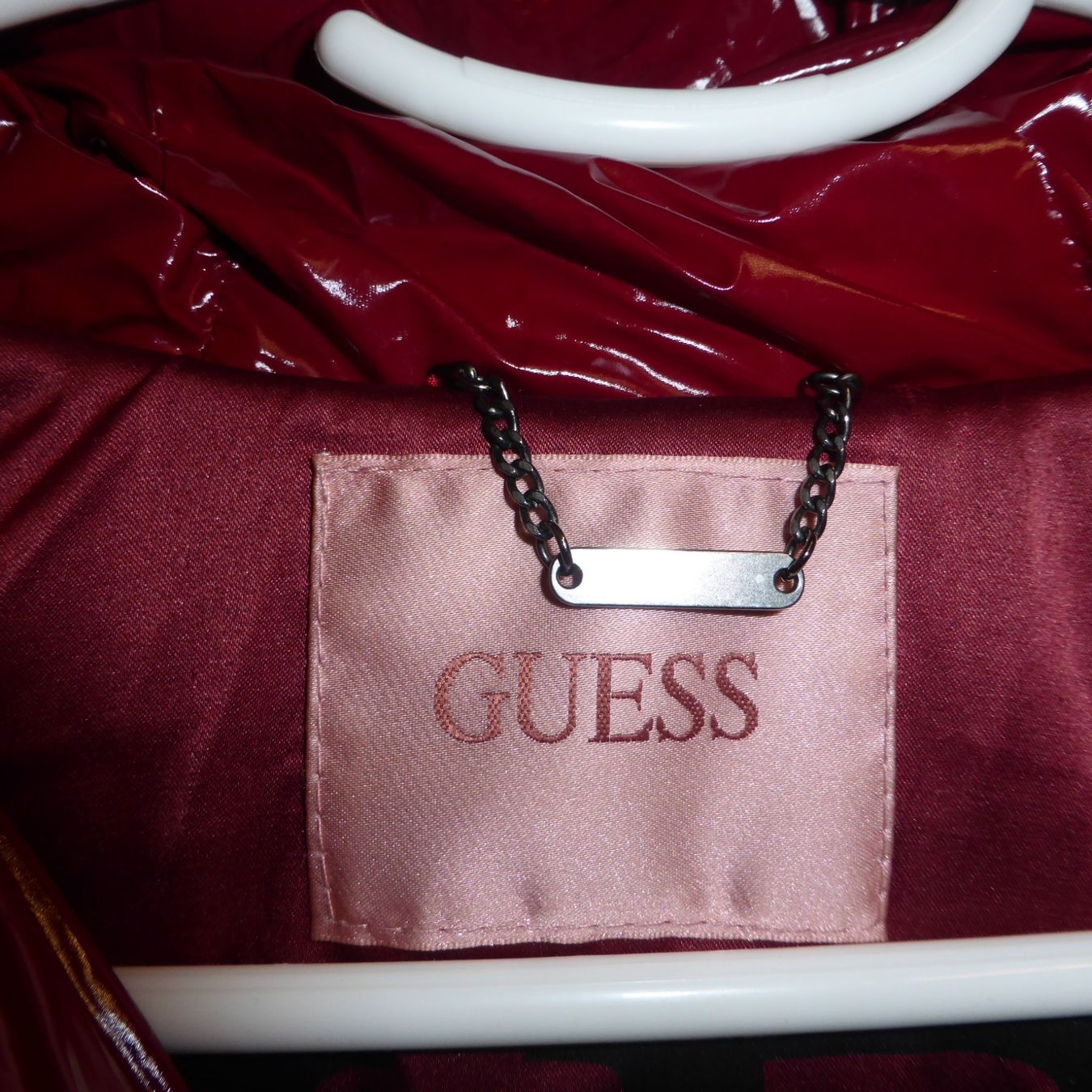 Guess Giacche: Winterjacke GUESS, Gr. M – Usato da St.Gallen venduto da regenbogen5 1