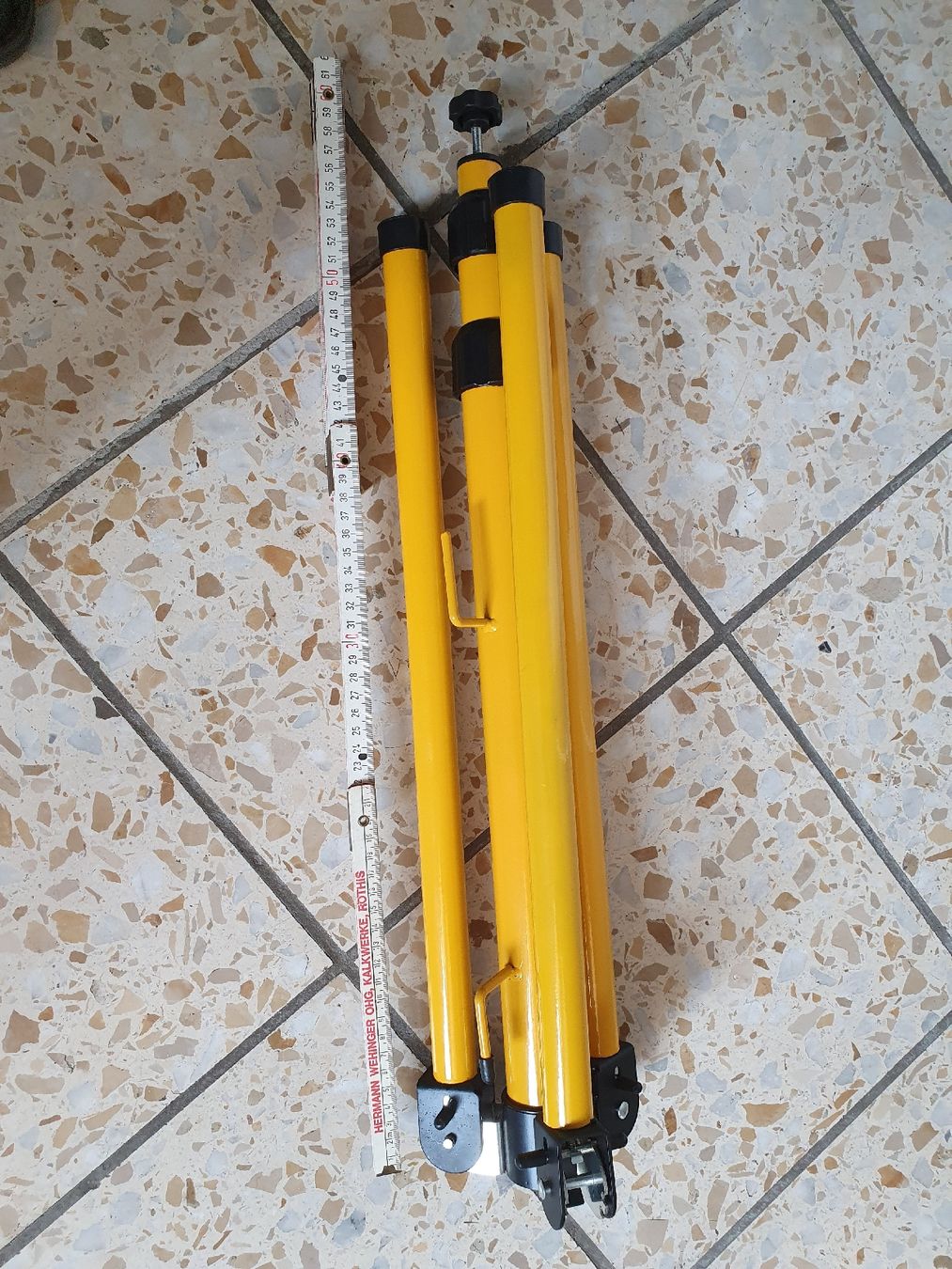 Altro in Decorazioni & Accessori: Dönges Strahler Stativ dreibeinig Ständer – Nuovo (secondo la descrizione) da Einsiedeln venduto da Py 7