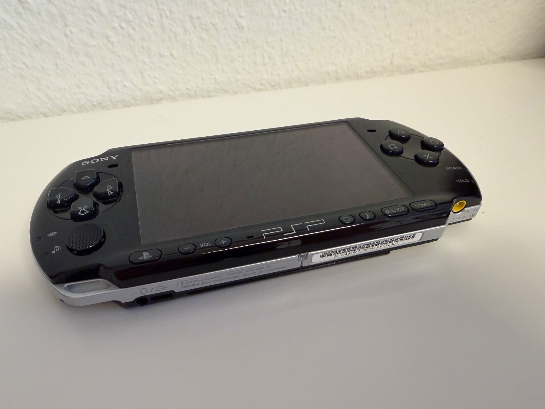 Sony Console: PSP-3004 Schwarz inkl. Ladegerät – Usato da Bubendorf venduto da glitchCat 1