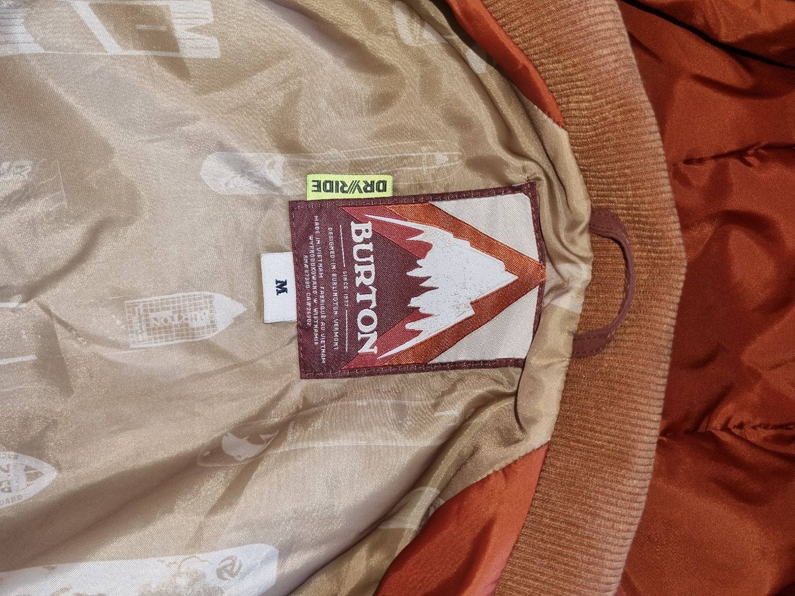 Burton Jacken: Ski-/Snowboard Jacke BURTON – Gebraucht aus Bätterkinden von luk_6kmj 2