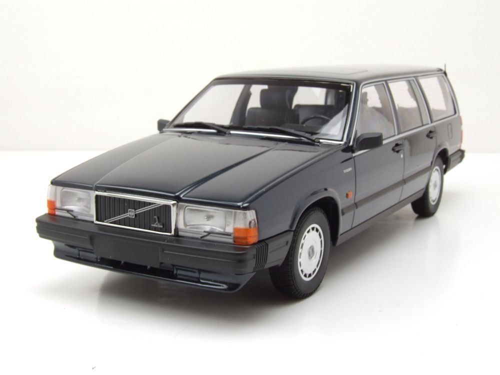 Volvo 740 GL Kombi Phase I 1985-1989 dunkelgrün met. / (Neu und ...