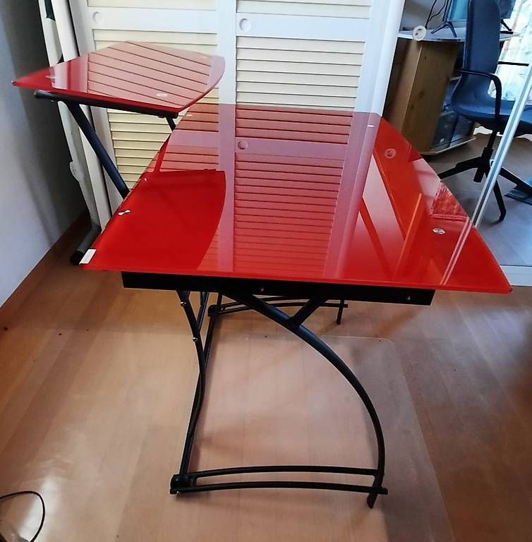 Scrivanie: Kleiner Bürotisch, rot – Usato da Baar venduto da Biga3 1