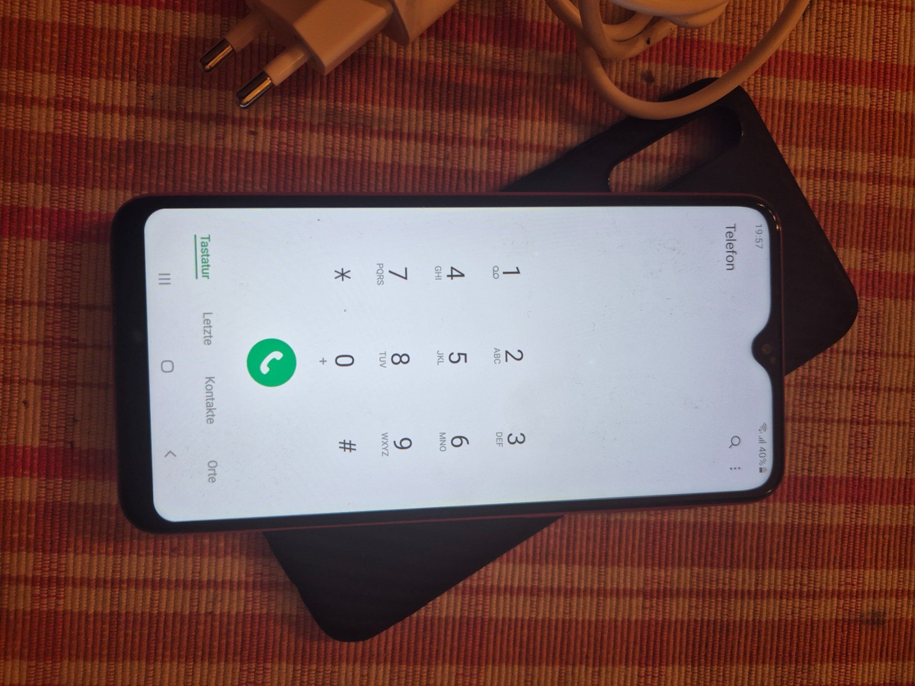 Samsung Telefoni cellulari / Smartphones: Samsung A10 32gb Duos red – Usato da St. Gallen venduto da Juhasli 1