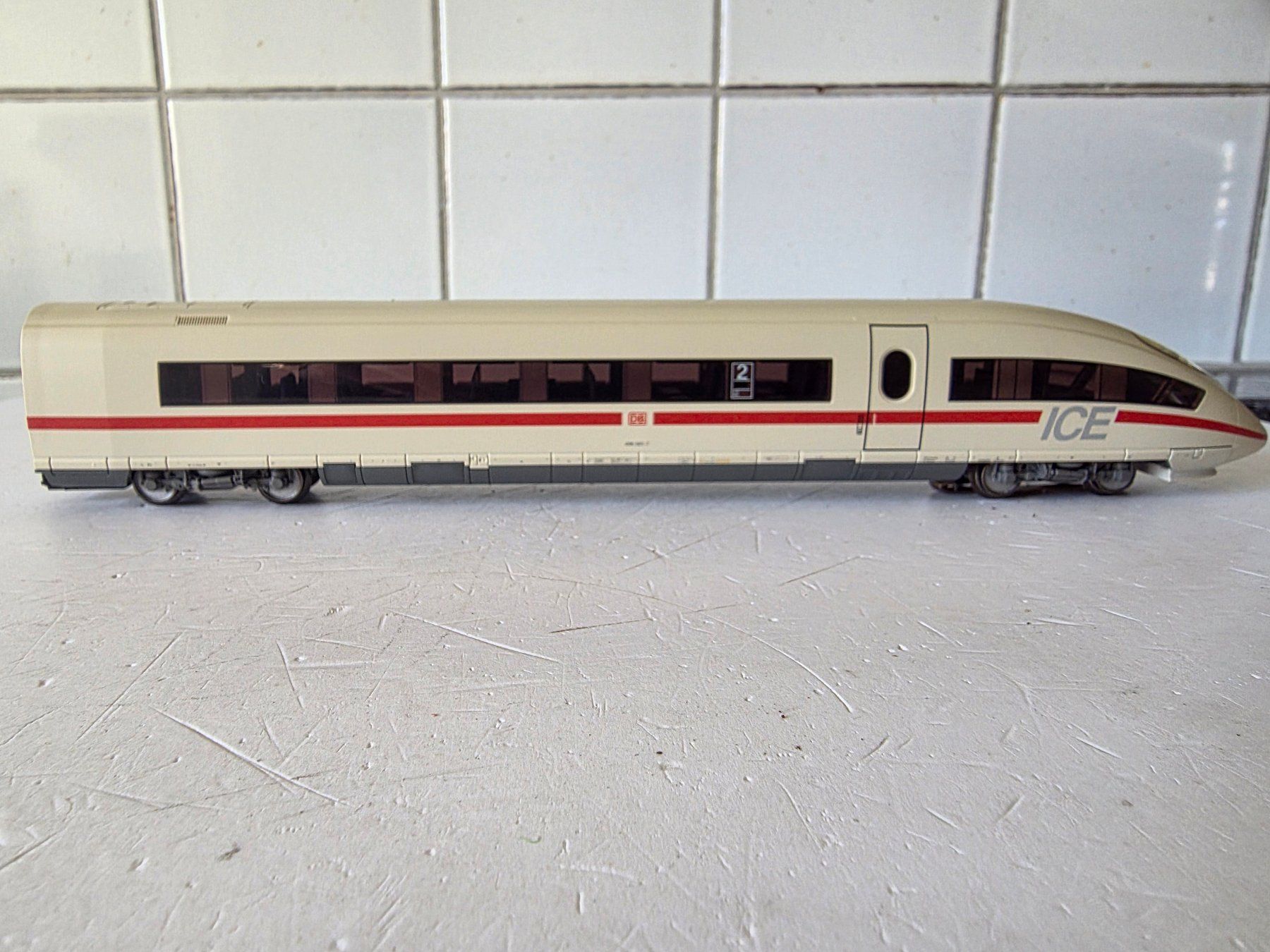 Märklin Modelleisenbahnen: DB 4-teiliger ICE 3, BR 406, Digital – Gebraucht aus Seuzach von Loeckeli01 8