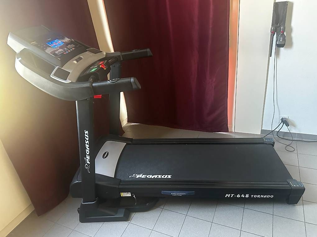 Kit di costruzioni: ELECTRIC TREADMILL PEGASUS TORNADO MT-648 - 2,75HP – Usato da Versoix venduto da mic_z7c9 3
