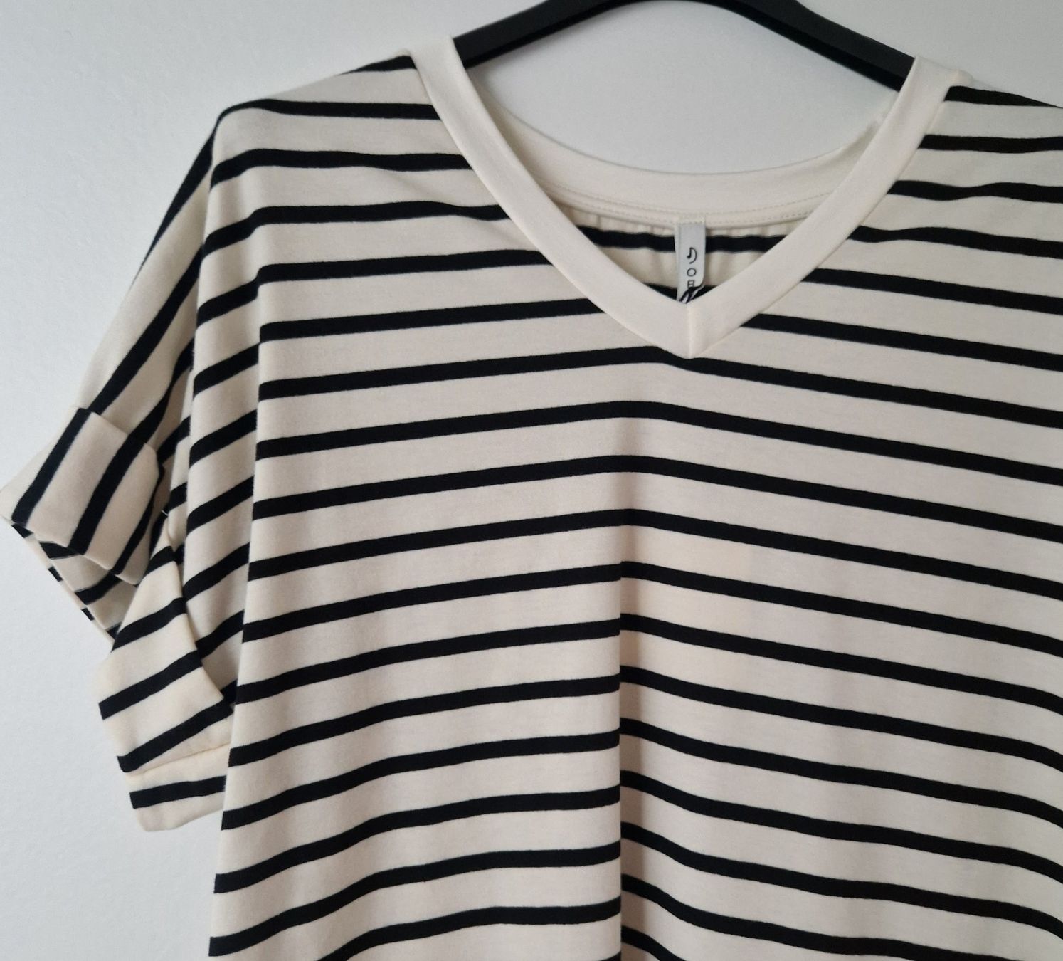T-shirt: T-SHIRT EN COTON – Nuovo e nell'imballaggio originale da Camorino venduto da JPHANDMADE1 2