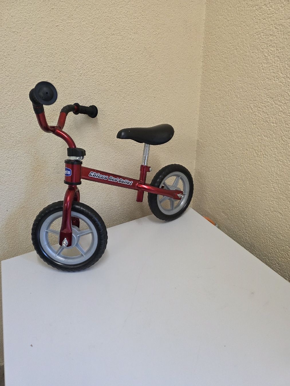 Chicco Veicoli per bambini: Chicco Laufrad Rot - Top Zustand – Usato da Alberswil venduto da mario889 2