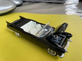 Cadillac Eldorado Biarritz 1957 1:43