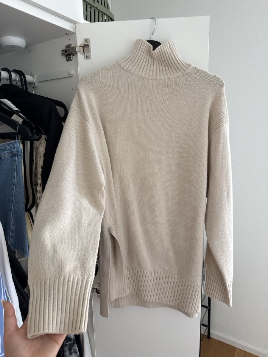 Zara Pullover & Sweatshirts: Strickpullover mit Rollkragen – Gebraucht aus Nebikon von Preloved_bykelly