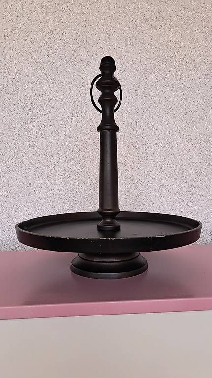Tutte le decorazioni: Etagere – Usato da Schwarzenbach SG venduto da LoveBag