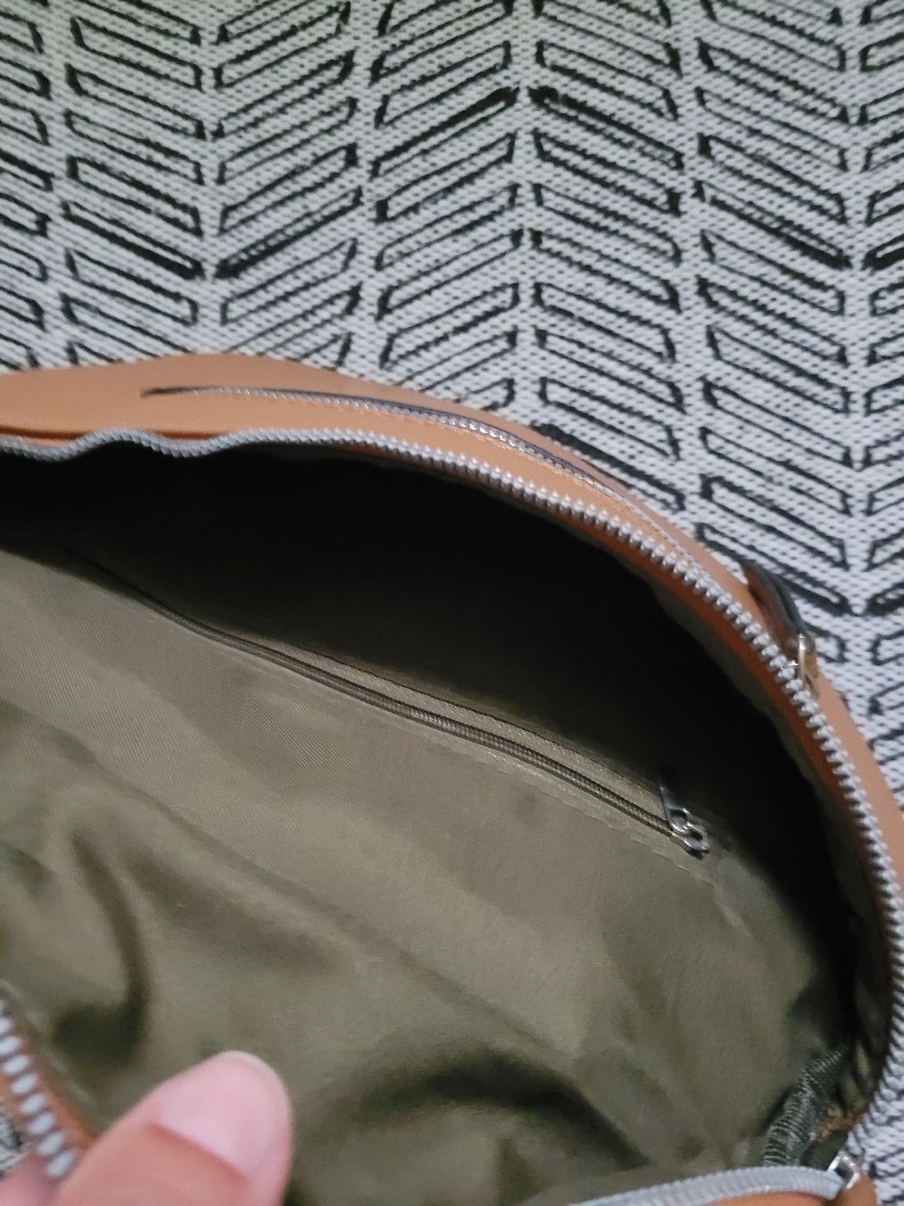 Borse da donna: Trendige Bauchtasche in Cognacbraun mit Mustergurt – Nuovo (secondo la descrizione) da Büren NW venduto da nie_k6382 2