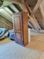Antiker Schrank / Kleiderschrank, Massivholz, Top Zustand!